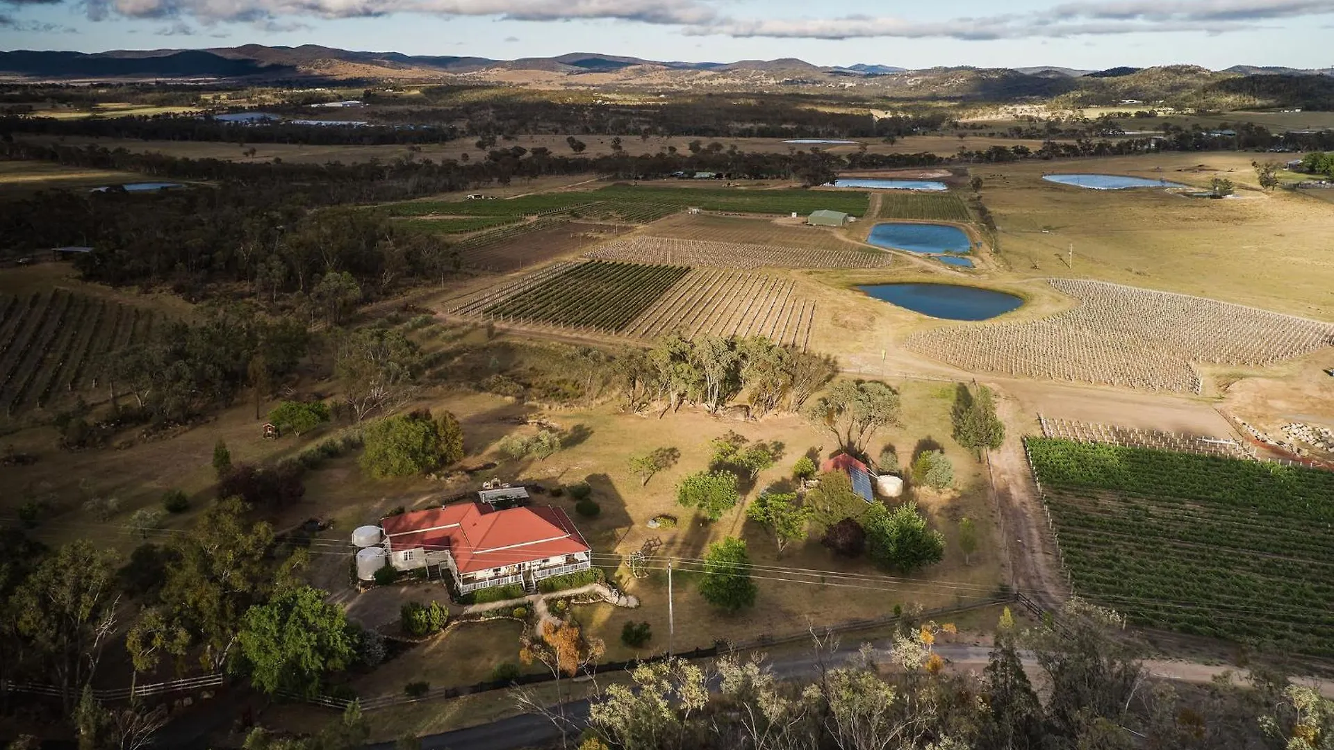 Holiday home The Homestead At Ballandean Lodge Australia