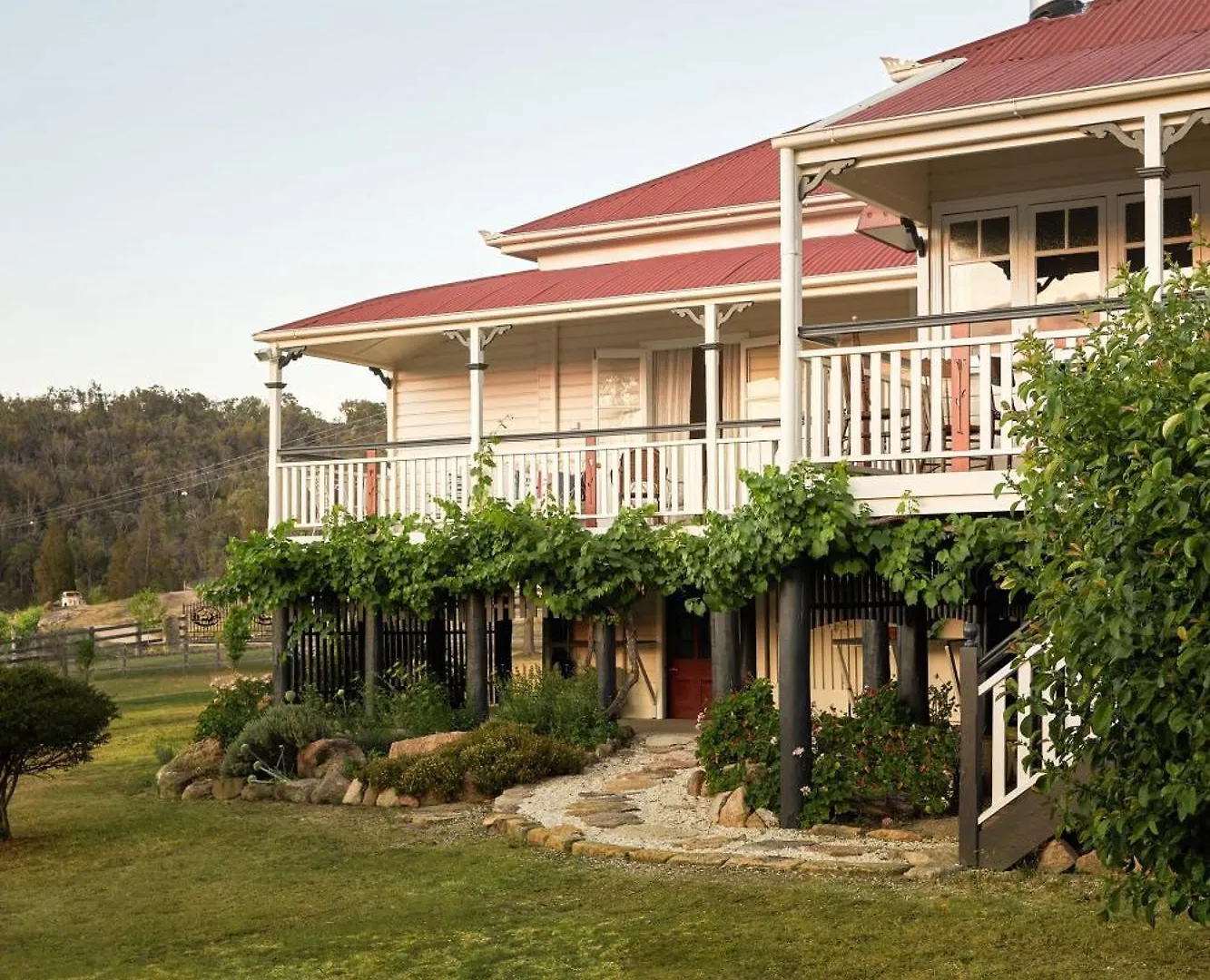 Holiday home The Homestead At Ballandean Lodge