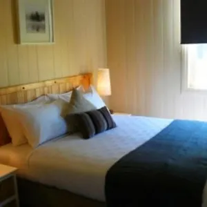 Cypress Ridge Lodge
